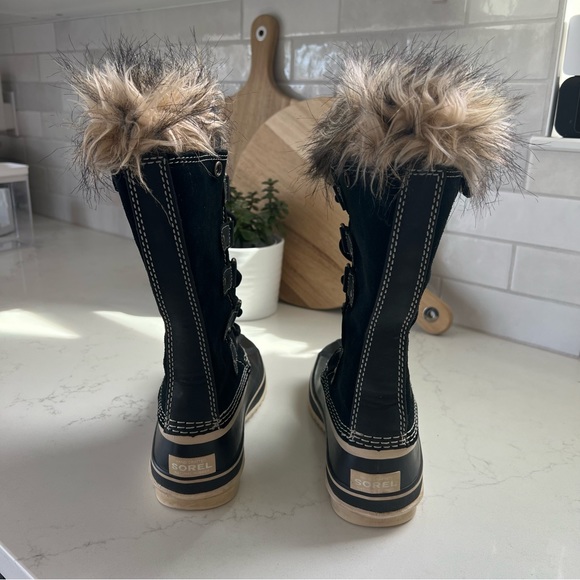 Sorel Women’s Joan of Arctic Waterproof Snow Boots Fur trim - Picture 6 of 10